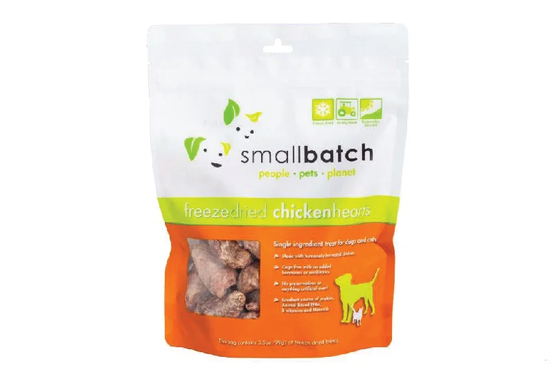 SmallBatch Freeze-Dried Hearts Treats Chicken 3.5oz Bag